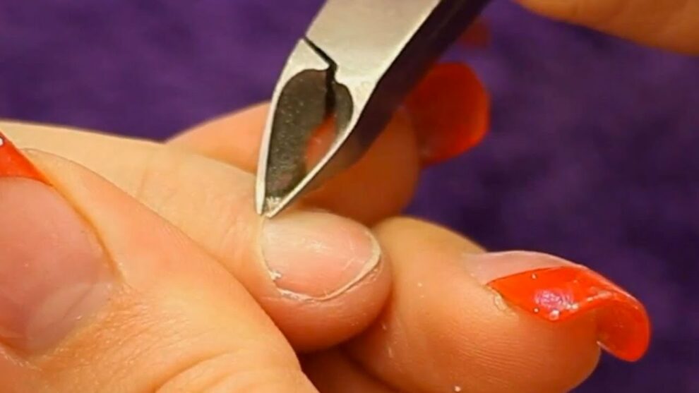 How To Cut Cuticles Swissklip
