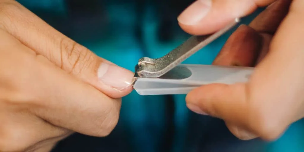how long should men's nails be