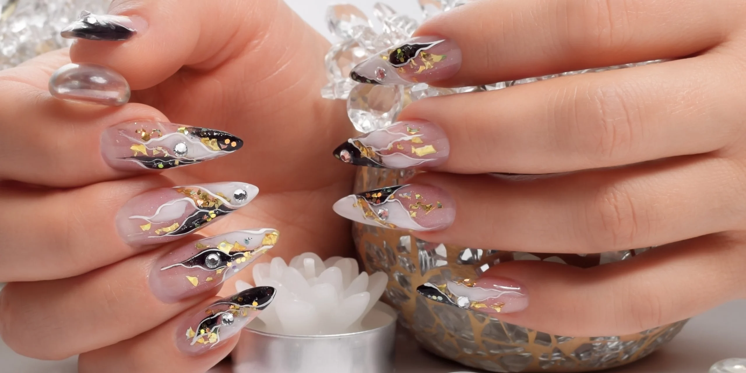 how to identify nail fungis in nail acrylics